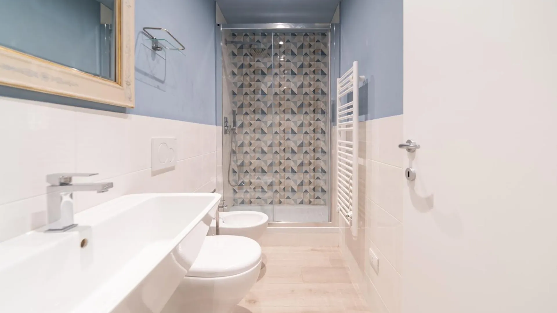Intrho Studio Flat P.Ta Romana Milan Italy