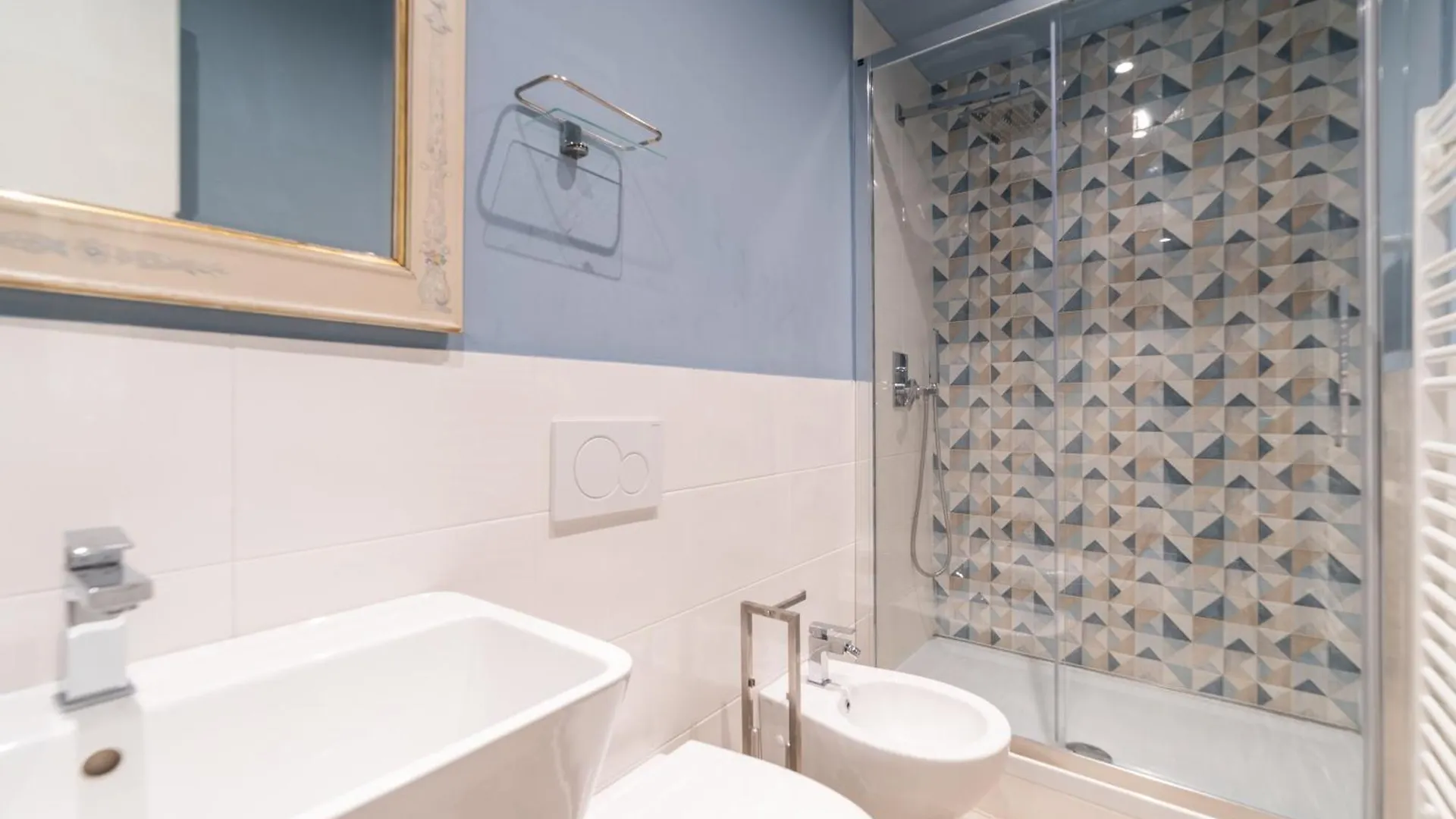 Intrho Studio Flat P.Ta Romana Milan